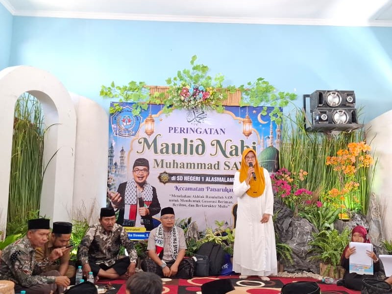 Peringatan Maulid Nabi Muhammad SAW di SD Negeri 1 Alasmalang